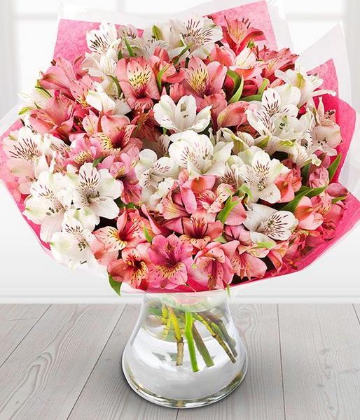 flower delivery Budapest - Round bouquet of 20 pink and white alstromeries, with vase