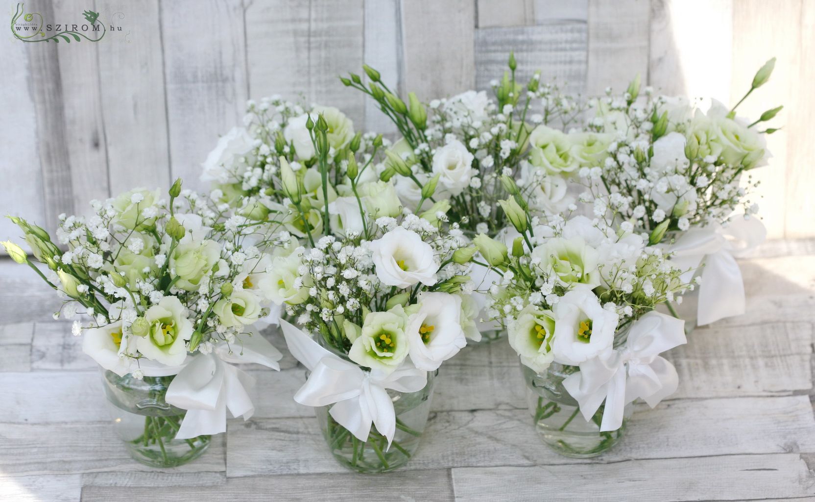 flower delivery Budapest - Little arrangements 1 pc (white lisianthus, babybreath), wedding