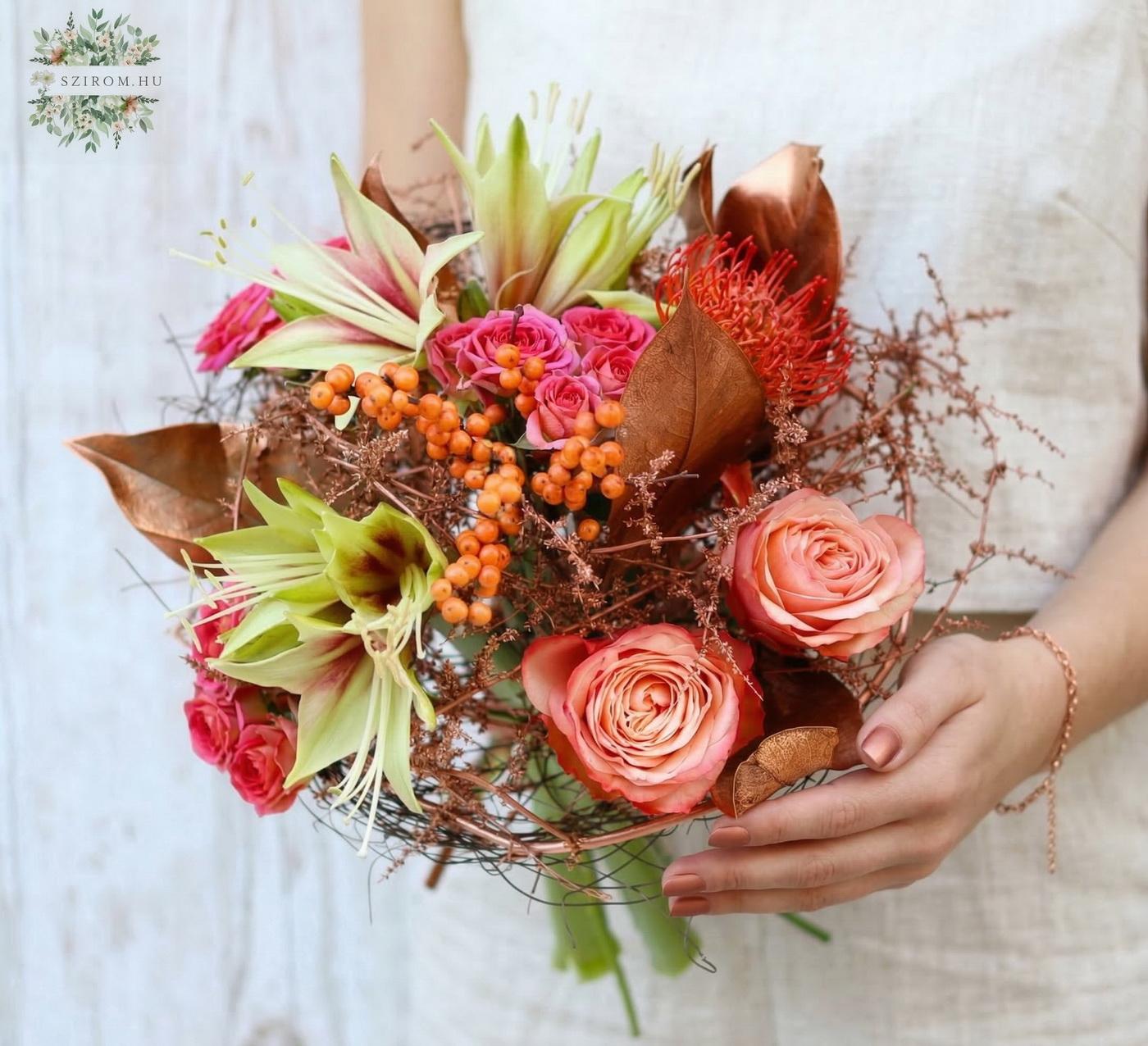 flower delivery Budapest - Bronze bouquet with amaryllis