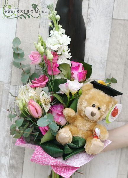 flower delivery Budapest - Graduation bouquet for girls, with teddy (7 stems)