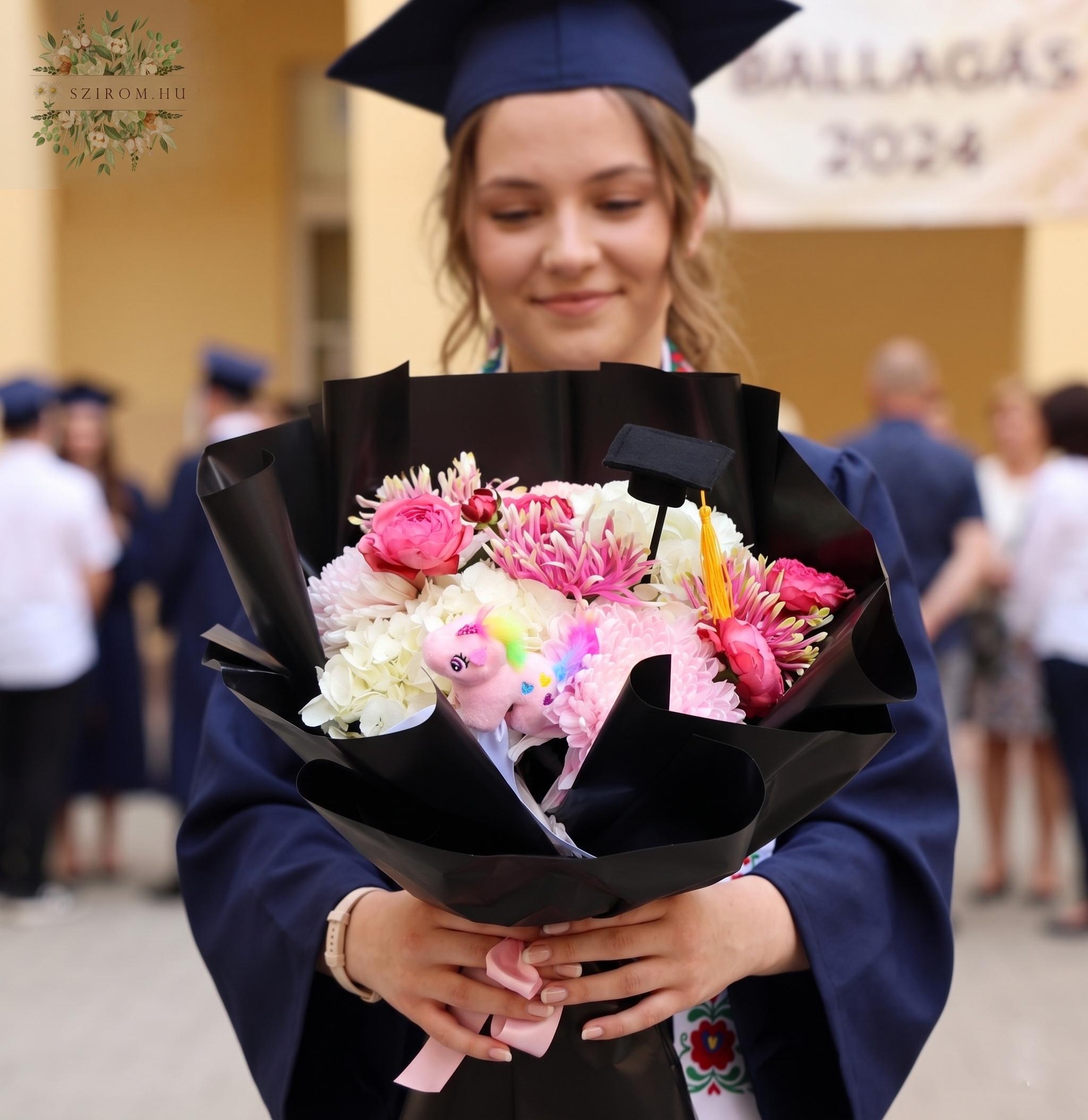 flower delivery Budapest - Graduation bouquet with unicorn, fluffy pink flowers
