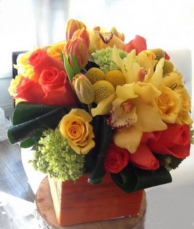 Blumenlieferung nach Budapest - Gelben Blumenstrauß der Macht zwei (35 Stämme)