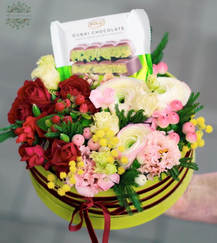flower delivery Budapest - Dubai chocolate in flowerbox