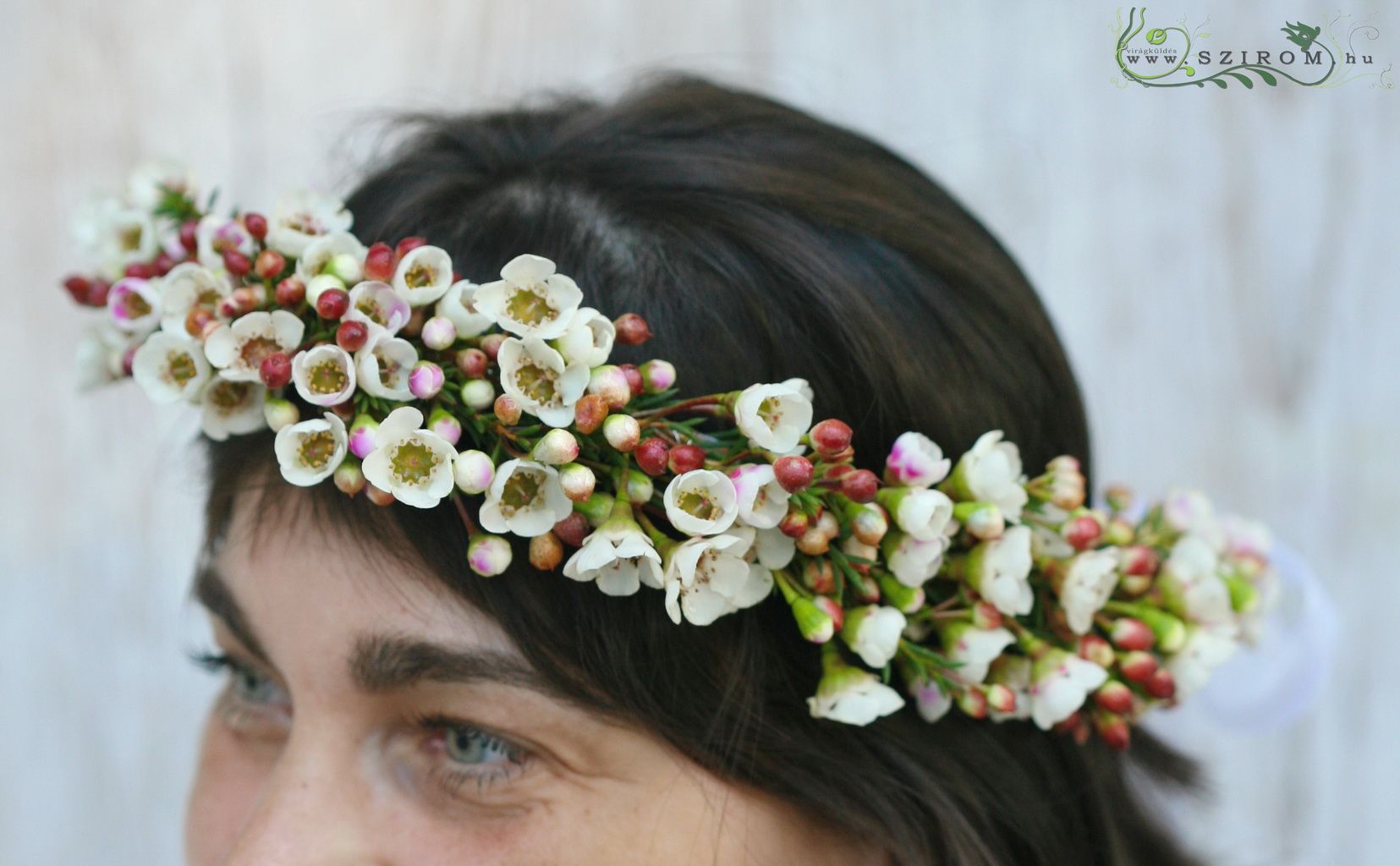 flower delivery Budapest - hair flowers, wax (white, pink)