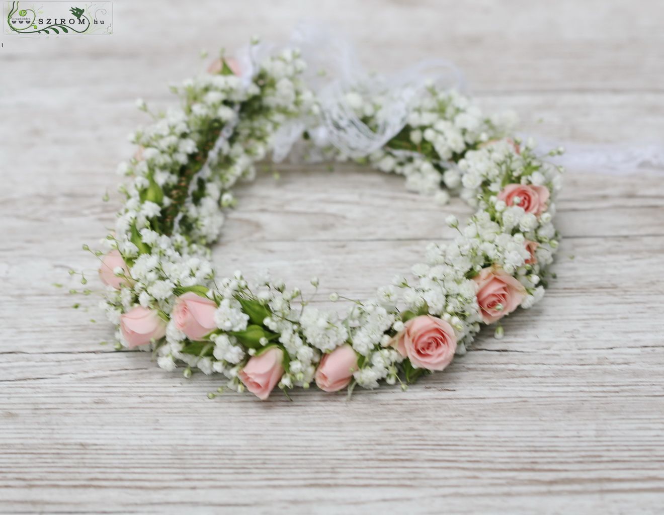 Virágküldés Budapest - hajkoszorú (rózsaszín bokros rózsa, rezgő)