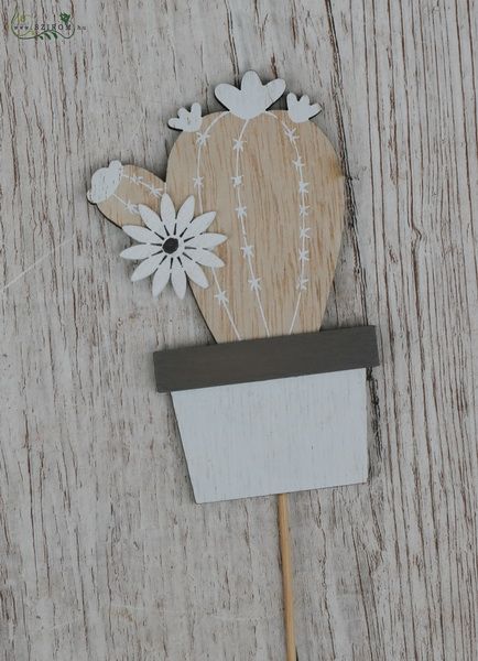 flower delivery Budapest - cactus figure on stick
