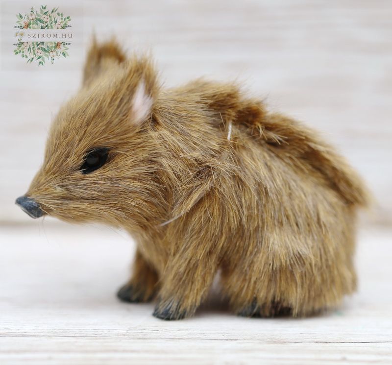 Blumenlieferung nach Budapest - kleines sitzendes Wildschwein (9cm)