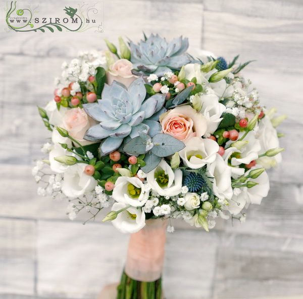 flower delivery Budapest - Bridal bouquet with peach roses, lisianthus, succulent (gypsophila,hypericum, white, pink
