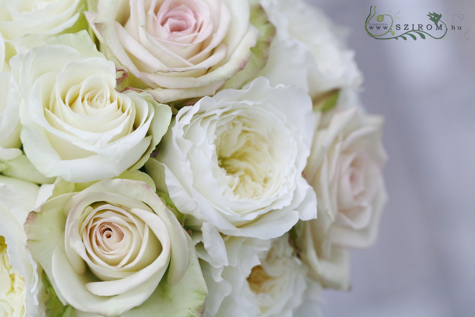 flower delivery Budapest - Bridal bouquet with David Austin roses (White)