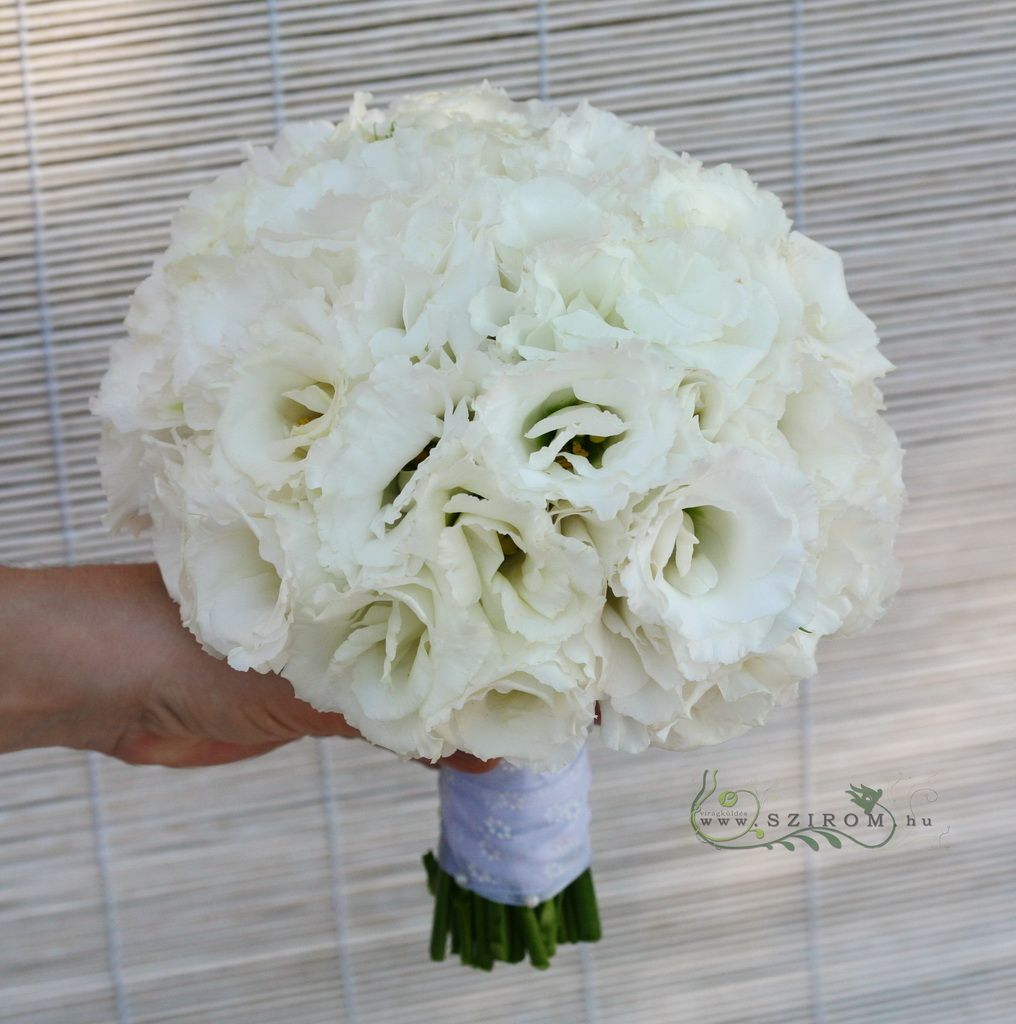 flower delivery Budapest - Bridal bouquet made of lisianthus (white)