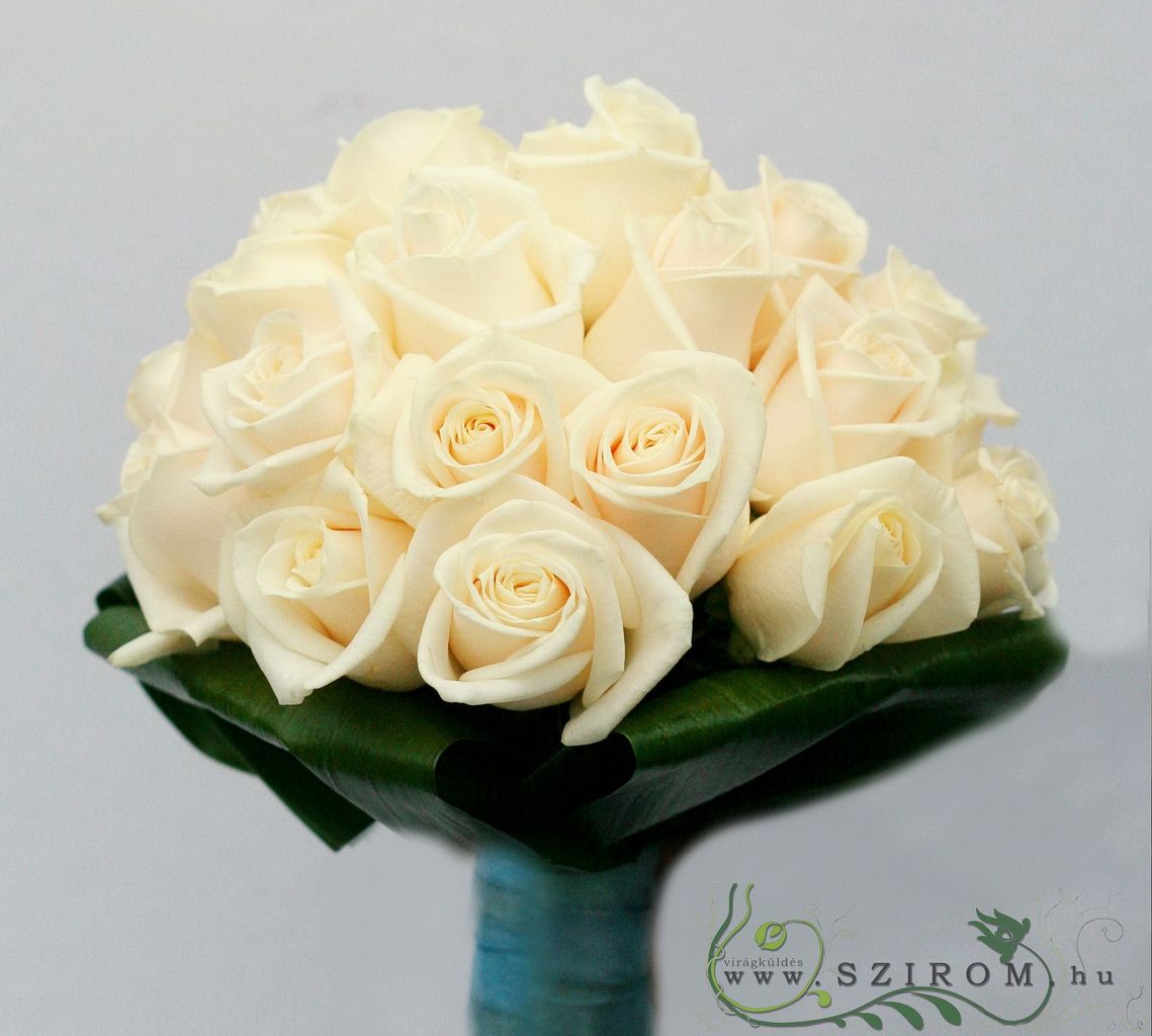 flower delivery Budapest - bridal bouquet (rose, white)