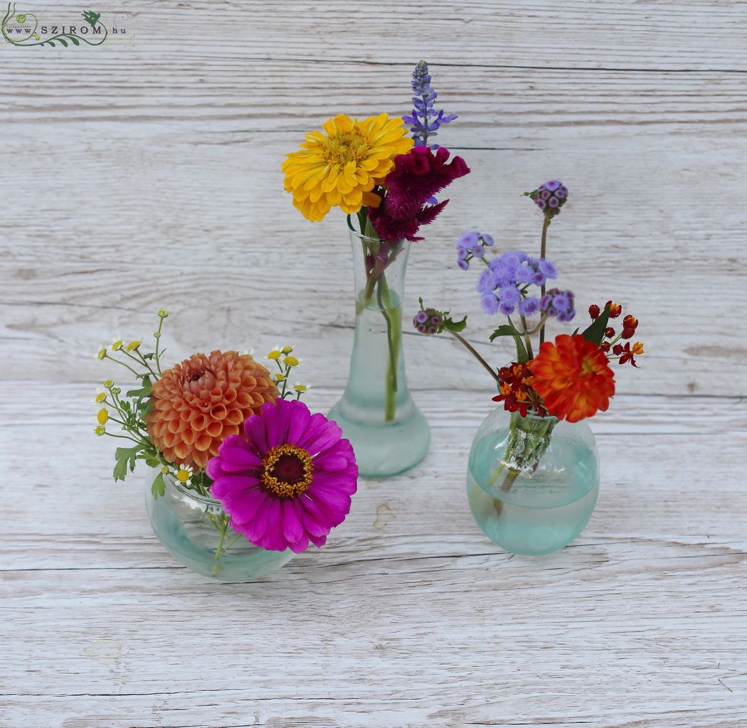 flower delivery Budapest - Meadow wildflowers centerpieces with dahlias and gladiolus, 1 set - 3pc,  Émile restaurant Budapest