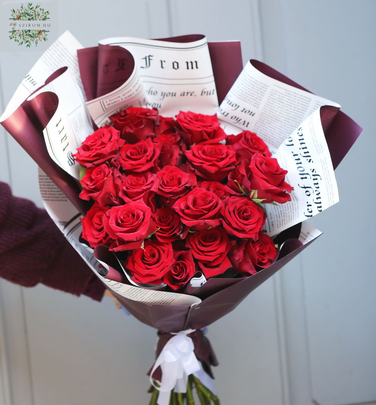 flower delivery Budapest - Modern rose bouquet with 23 roses