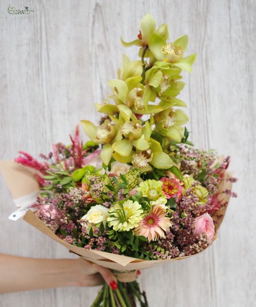 flower delivery Budapest - Big jungle bouquet
