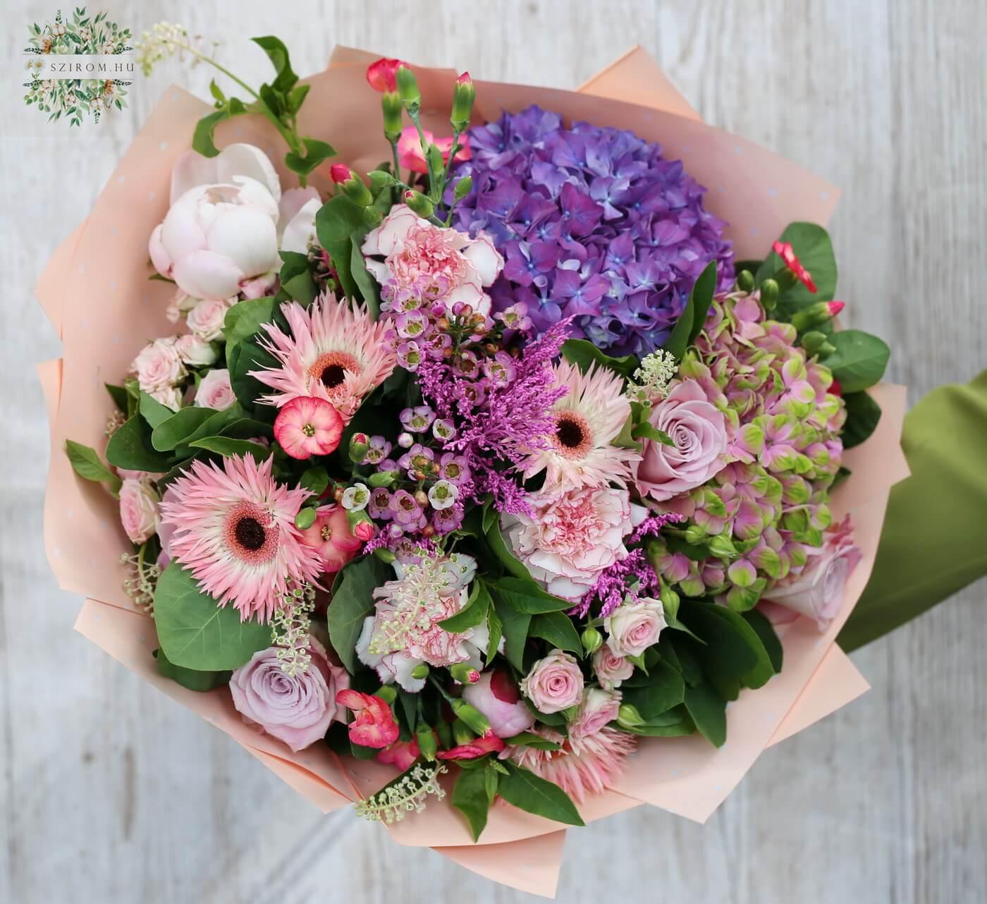 Blumenlieferung nach Budapest - Großer runder Strauß mit rosa Blüten und Hortensien (21 Stränge)