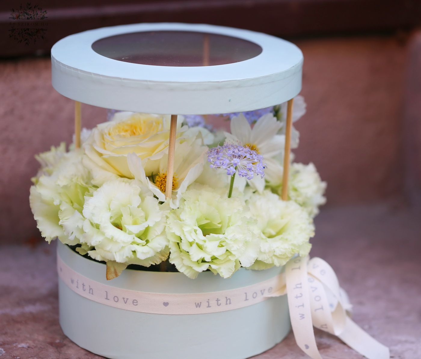 Blumenlieferung nach Budapest - Sommer pastell Box