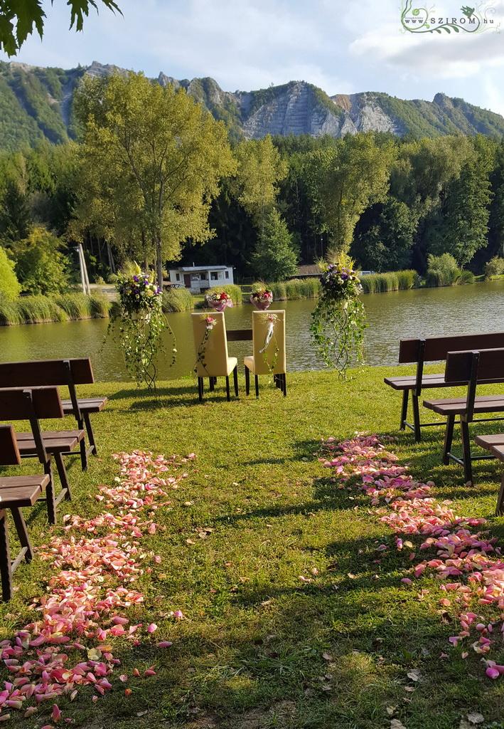 flower delivery Budapest - pink petals, standing arrangements, bouquets, chairs decor  Bélapátfalva, wedding