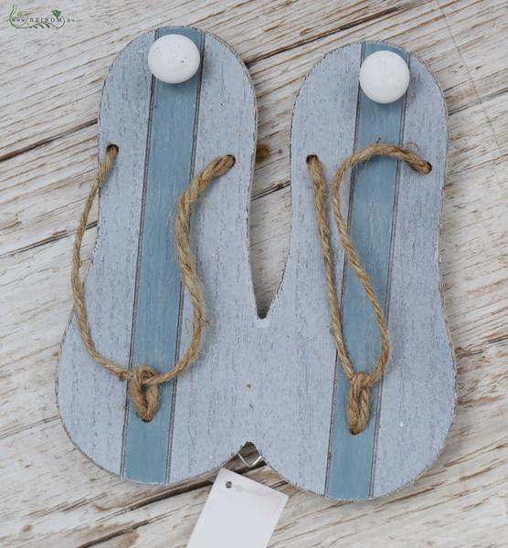 flower delivery Budapest - Wooden slippers (18 cm)