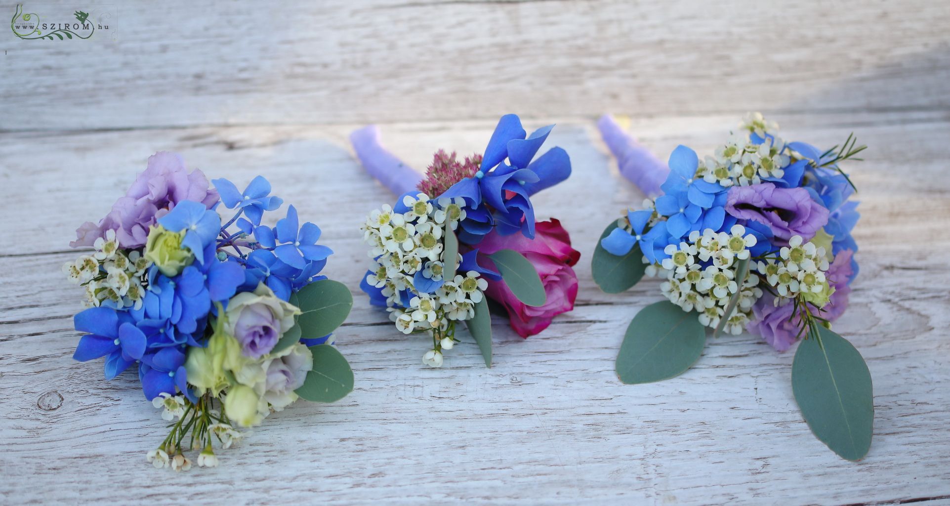 flower delivery Budapest - colorful boutonniere (hydrangea, rose, wax, blue, purple) 1 pc