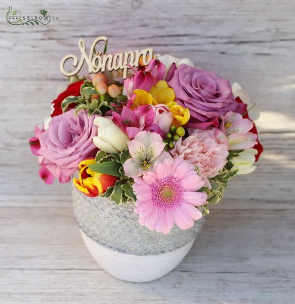 flower delivery Budapest - Colorful arrangement (15 St)