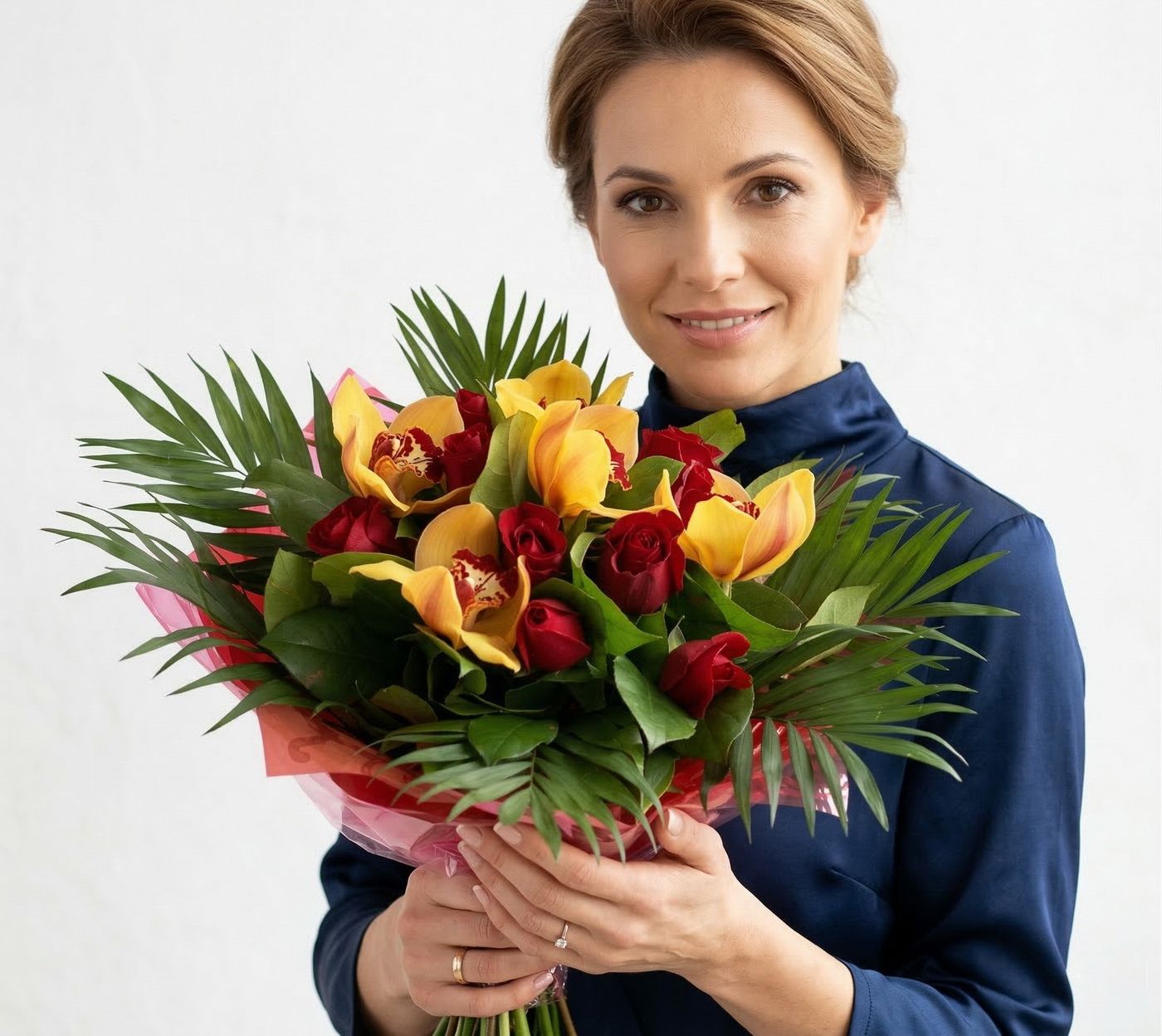 Blumenlieferung nach Budapest - rote Rosen mit gelben Orchideen (15 Stämme)