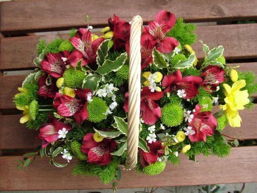 colorful mixed flowers basket (15 stems)