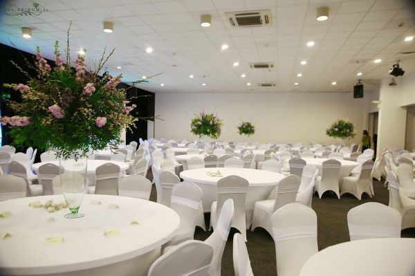 Wedding table decoration, flowering tree, 1pc, Dürer event house Budapest (violet, limonium, purple)