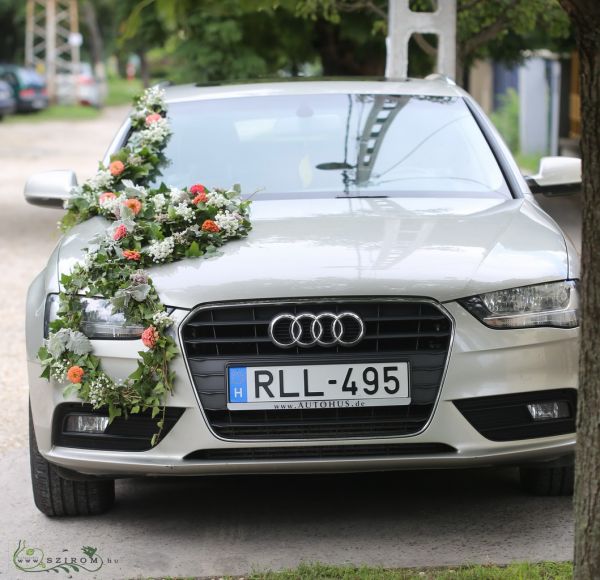 car flower arrangement garland, only in summer (zinnia, garden flowers, wild flowers, baby's breathe, white)