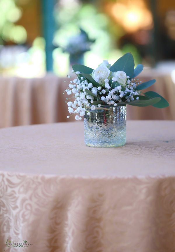 Centerpiece, Gundel Budapest (babybreath, rose, eucalyptus, white)