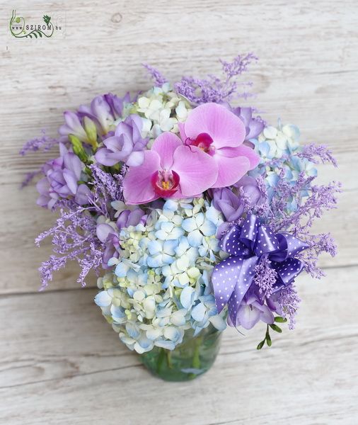 Hortensie Freesia Bouquet in spezieller Bastelvase (12 Stränge)