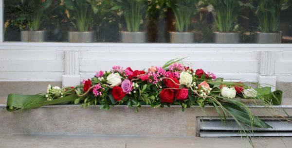 Main table decoration (rose, red, purple, white)