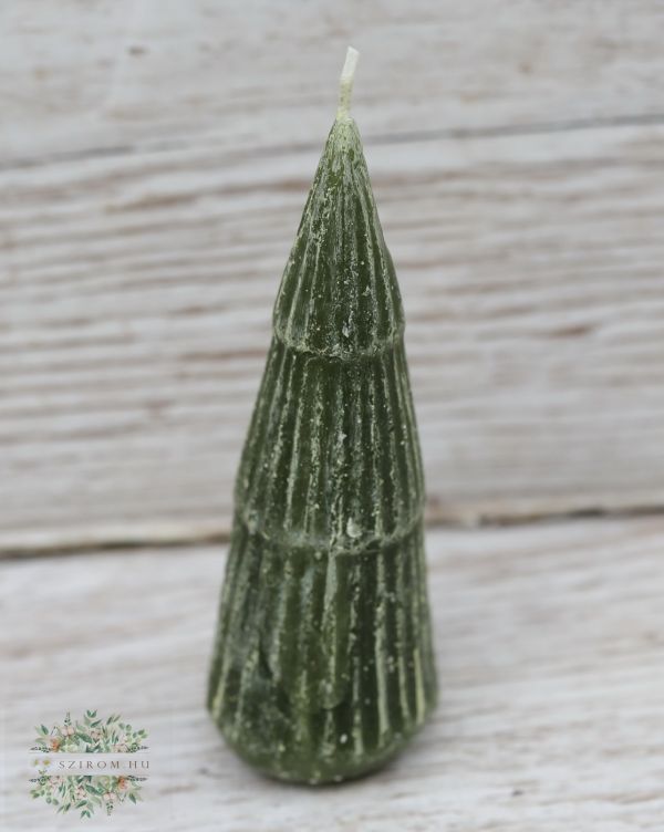 Shaped candle green 13 cm