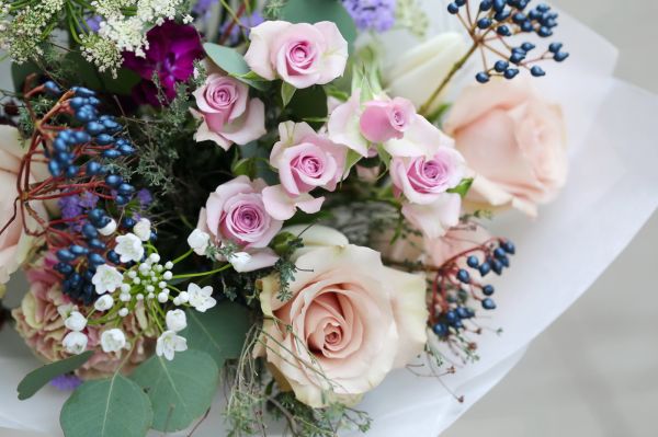 Airy lavender color bouquet (17 stems)