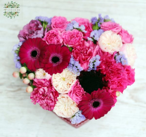 Pink heart box with mixed flowers (15 stems)