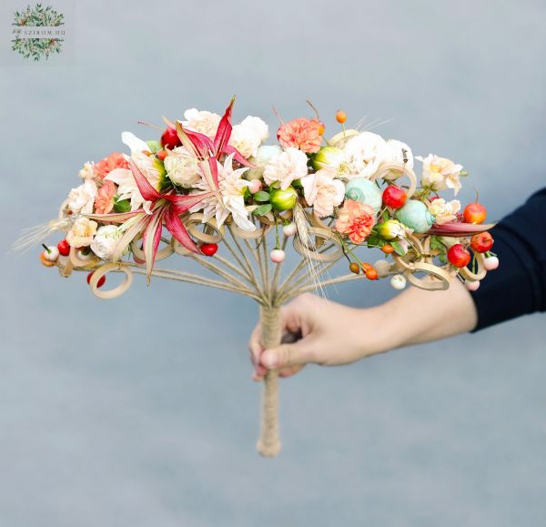 Fan shaped bridal bouquet with bamboo rings (peach, orange, amaryllis, spray rose, carnation, hypericum)