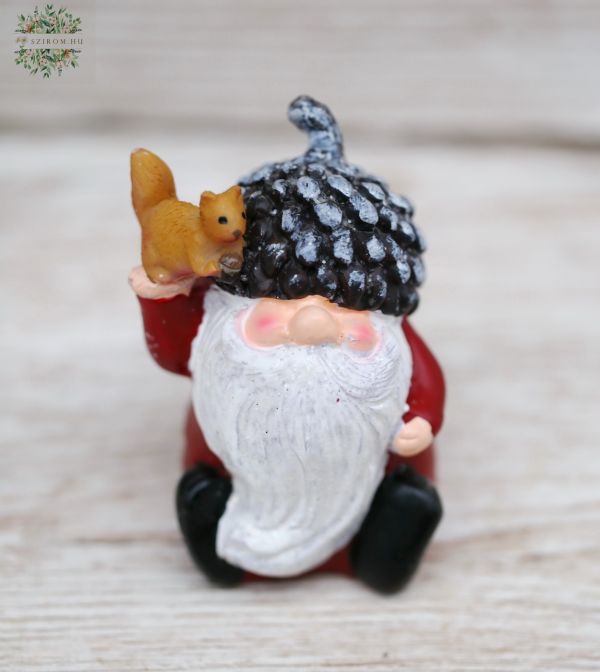 Elf with acorn hat 10cm
