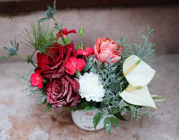 Kis karácsonyi Mikulás virágbögre