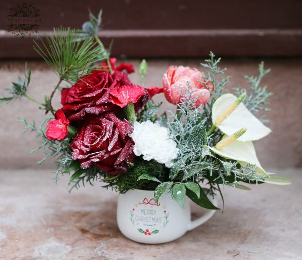 Kis karácsonyi Mikulás virágbögre