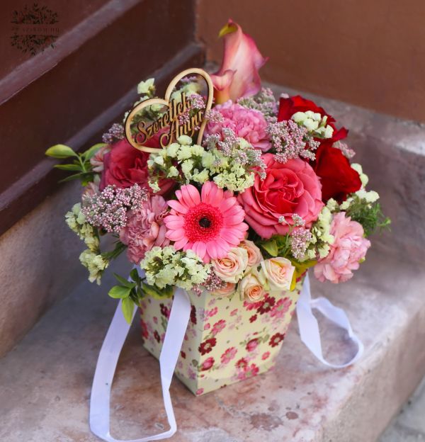 Muttertags-Blumenbeutel in romantischen Farben