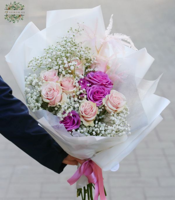 Rezgő csokor rózsákkal (11 rózsa + 7 rezgő)