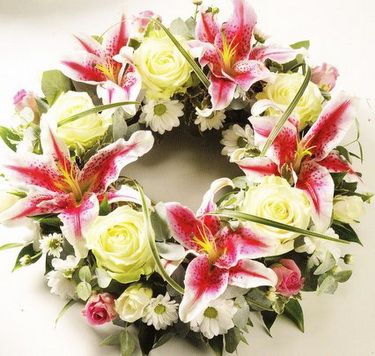 wreath with pink lilies and roses (47cm)
