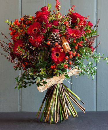 dream bouquet with berries