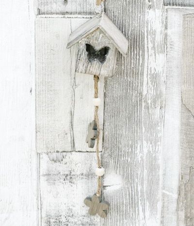 Madárház függő lepke ablakkal, csüngő virágokkal (38cm)