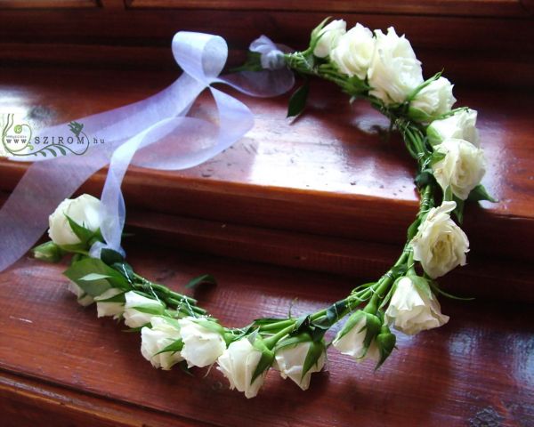 hair wreath made of spray roses (white)