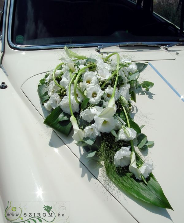 Autodekoration mit Blumen