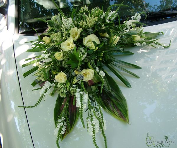 Autodekoration mit Blumen