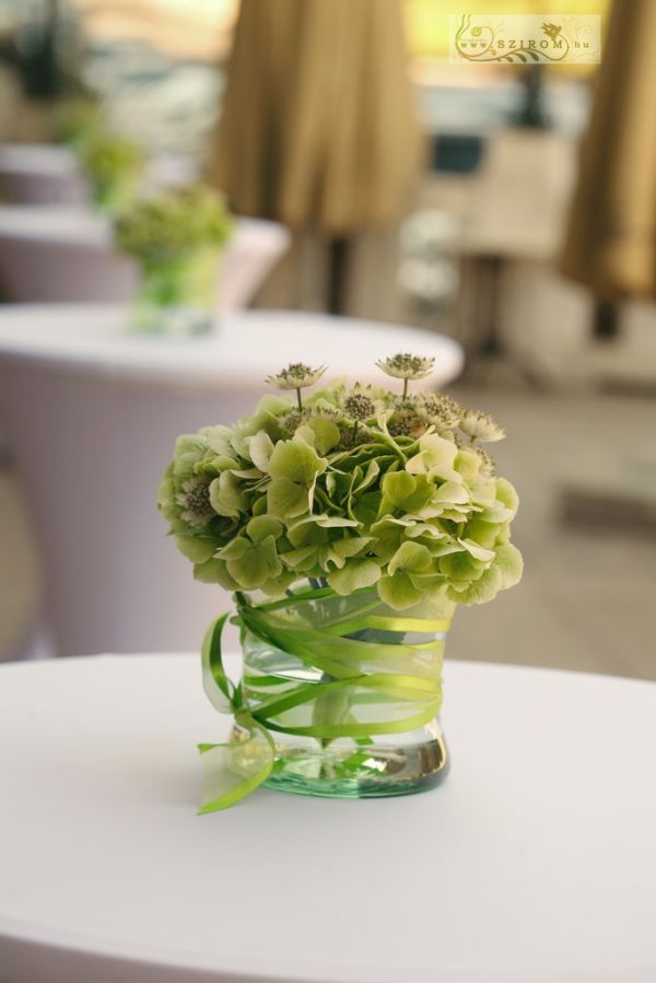 Centerpiece with hydrangeas and astrantias, Gellért Hotel Budapest, wedding