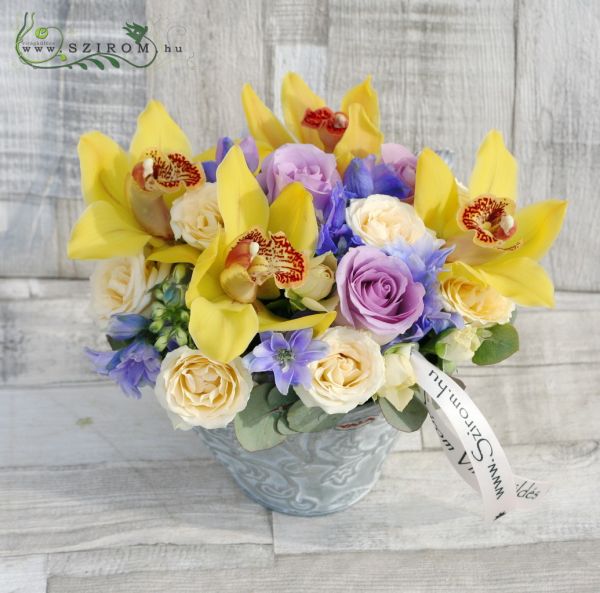 Centerpiece colorull summer style (purple, yellow), wedding