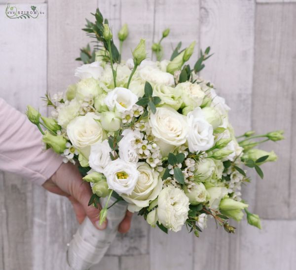 Bridal bouquet (lisianthus, rose, english rose, wax,white)