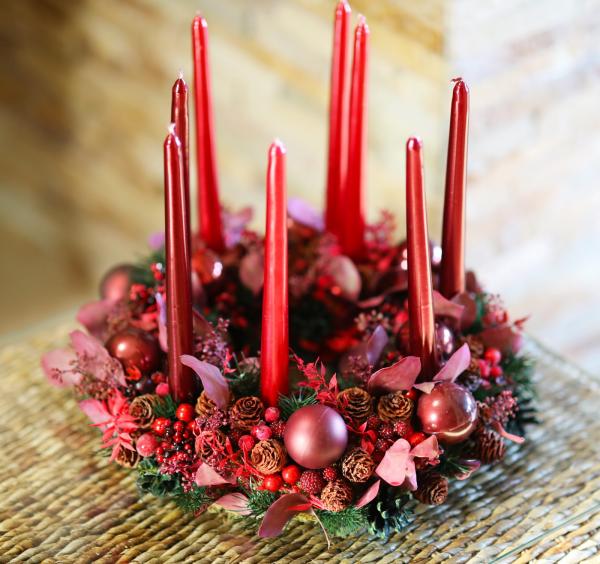 Adventi koszorú nagy, vörös , bogyós (35cm)